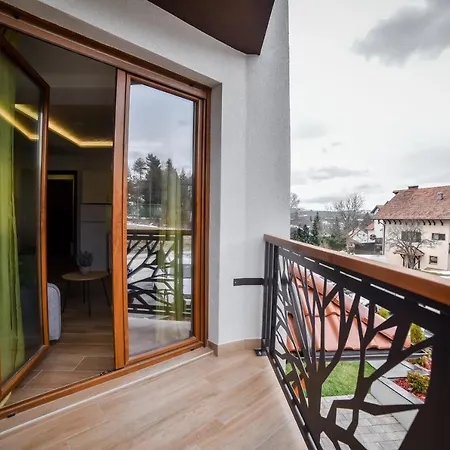 Апартаменты Forest12 *